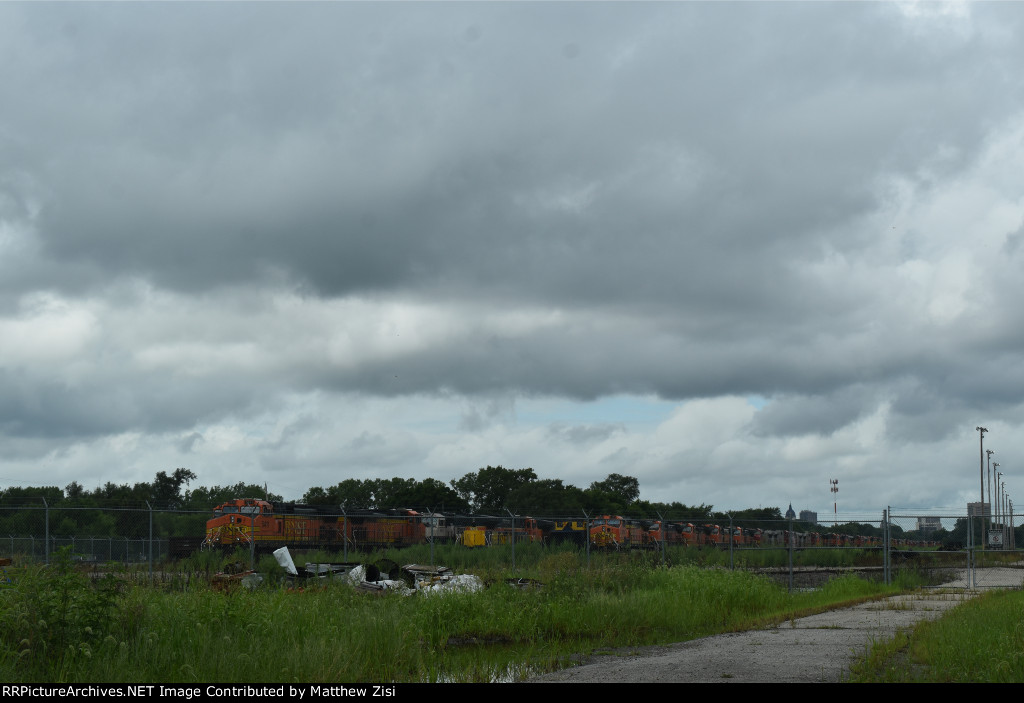 BNSF 5411 5470 9826 3960 4734 1054 4431 1050 1026 781 ATSF 199361